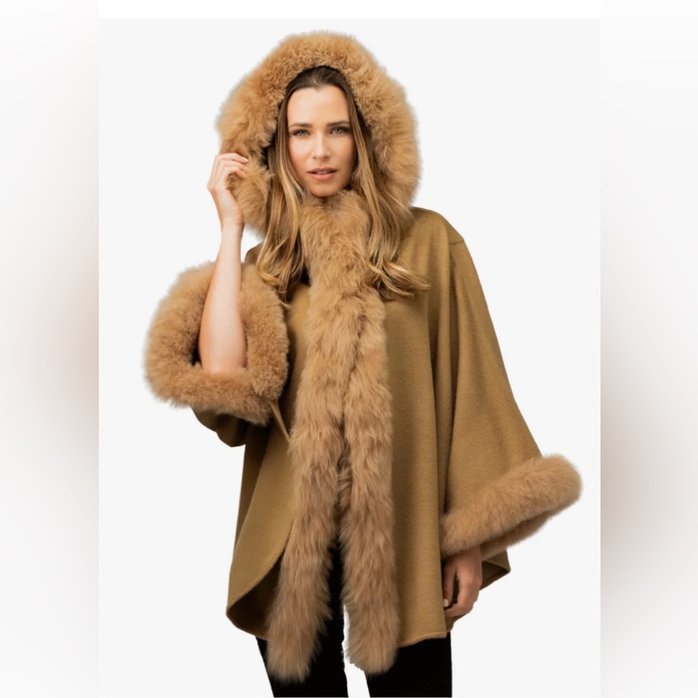 Evelyn Cape by Simply Natural/ Cloudnine in Camel color